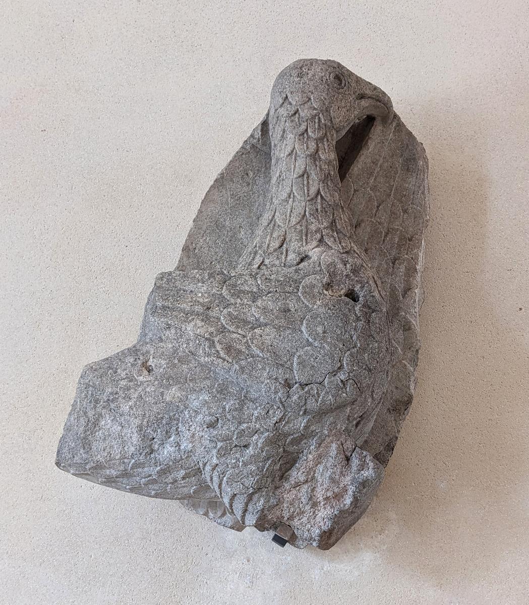 Skulptur aus der Epoche Die romanische Skulptur