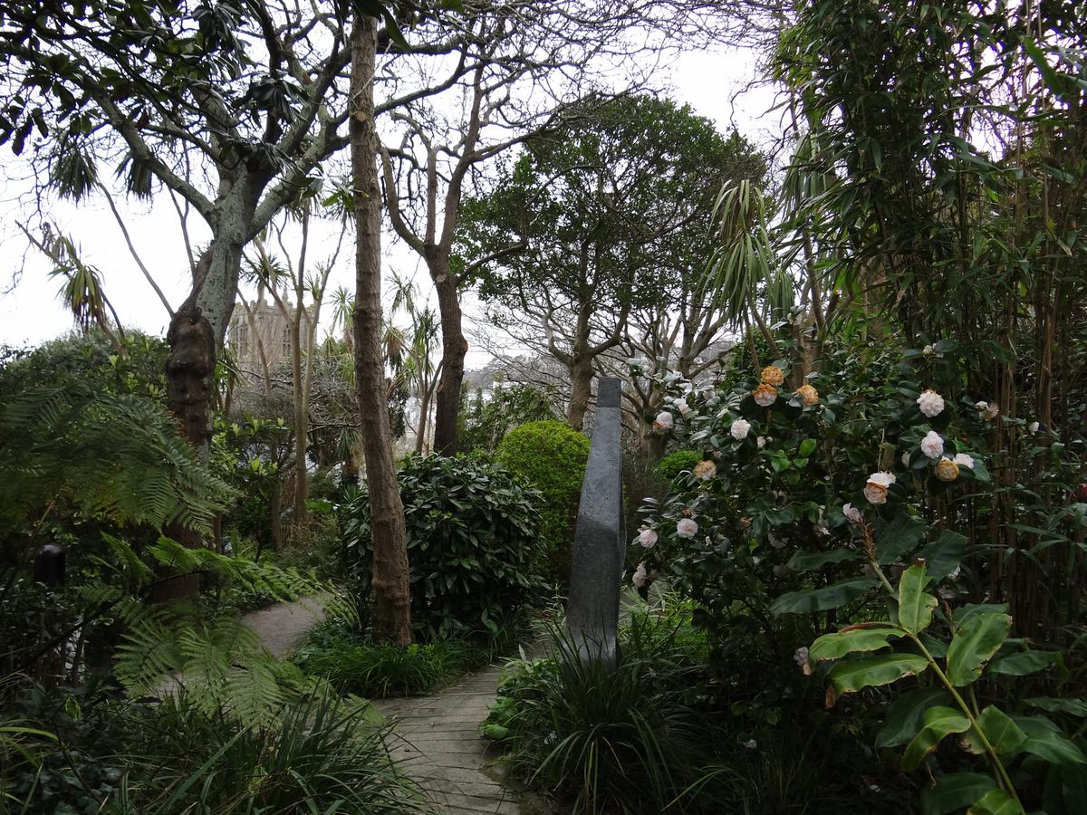 Skulptur von Barbara Hepworth