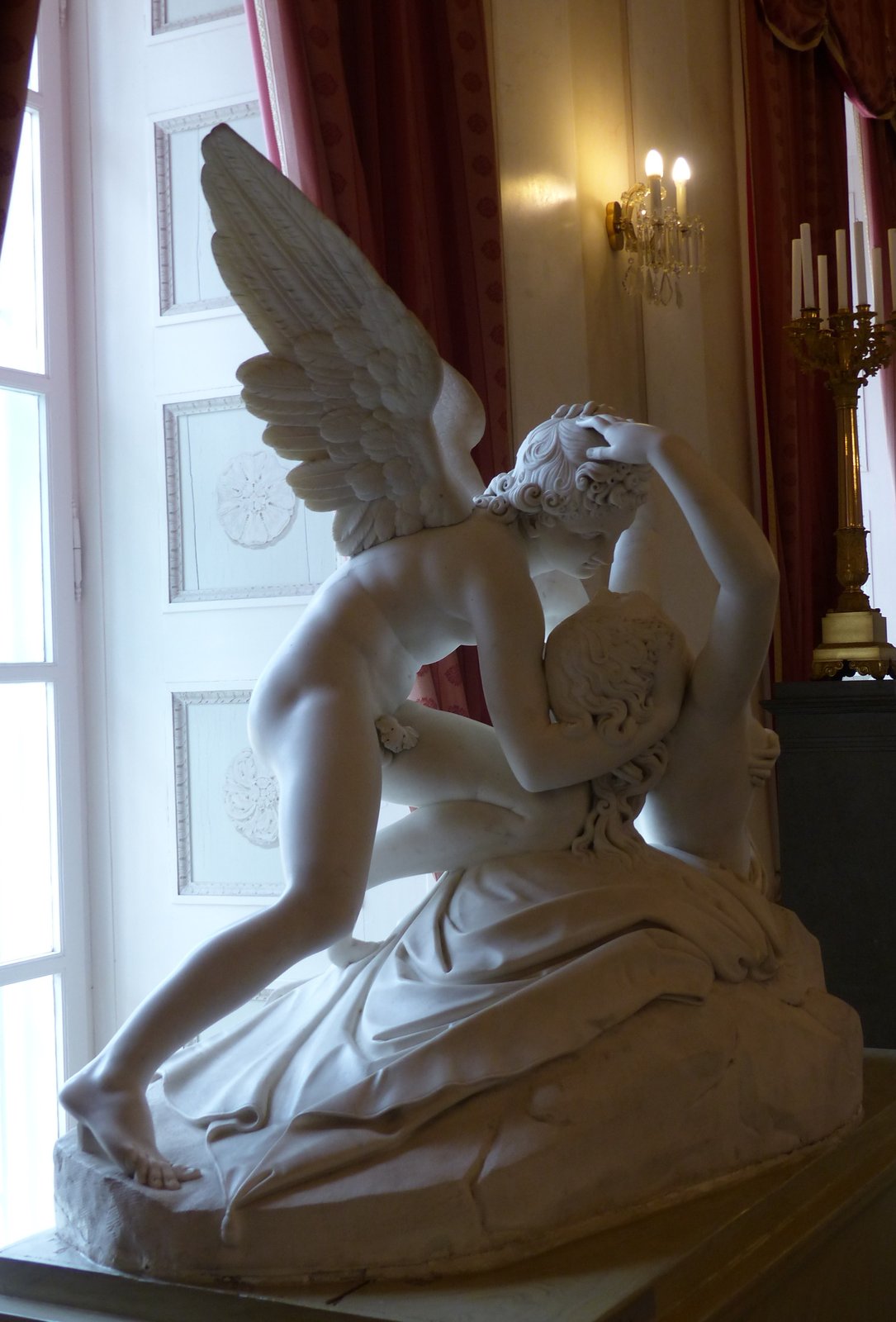 Canovas Amor und Psyche – Skulptur, Hauptansicht