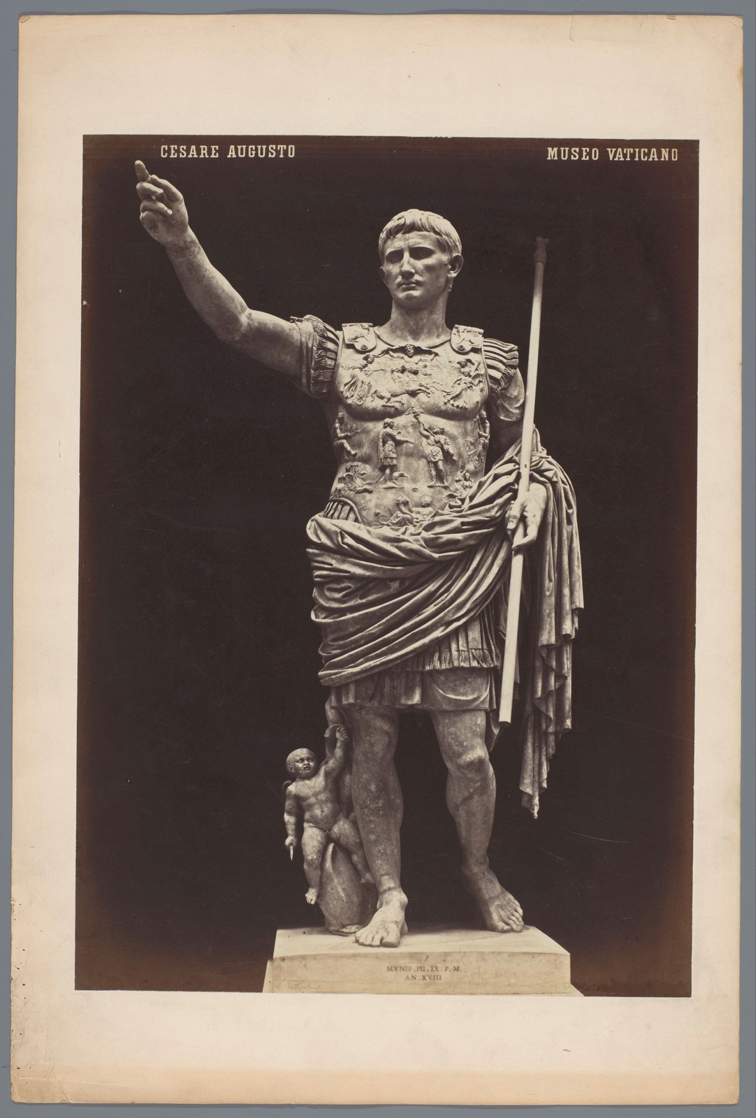 Augustus von Prima Porta – Skulptur, Hauptansicht
