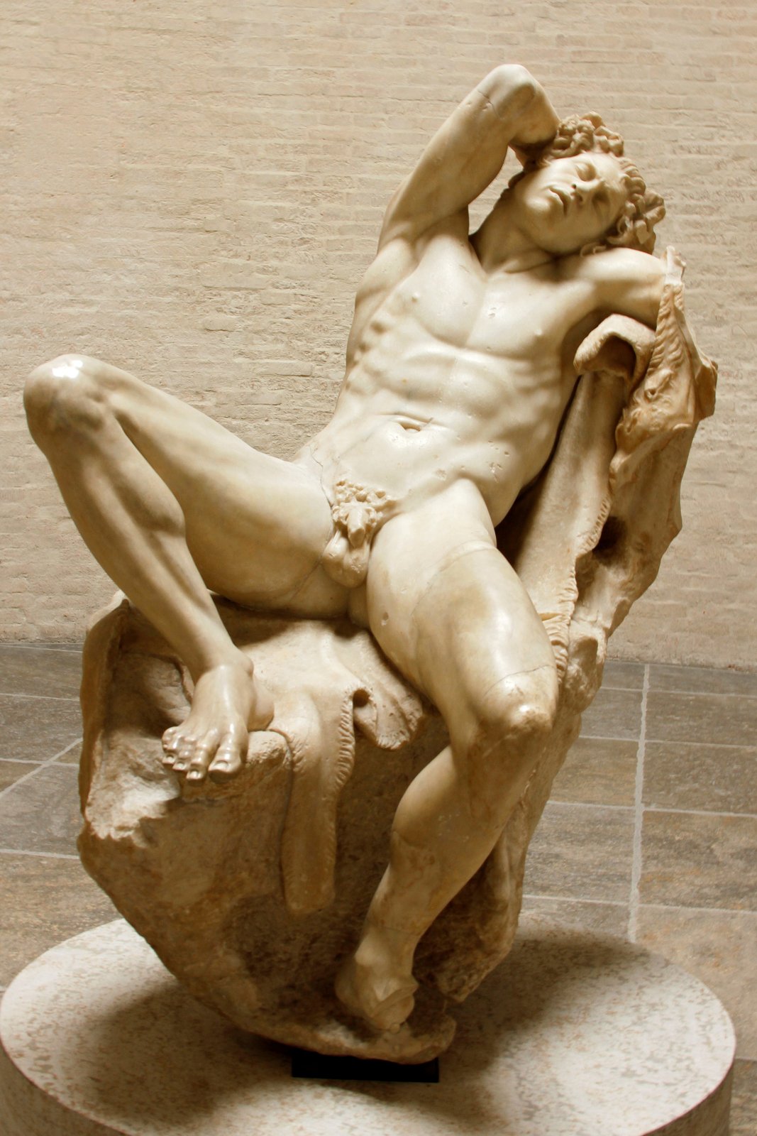Skulptur, Hauptansicht