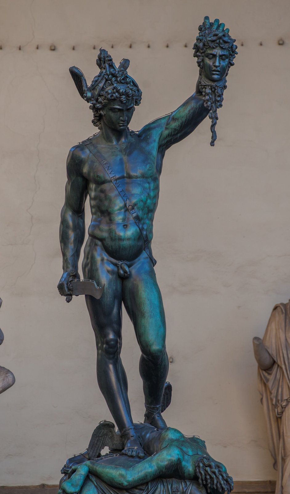 Cellinis Perseus mit dem Haupt der Medusa – Skulptur, Hauptansicht