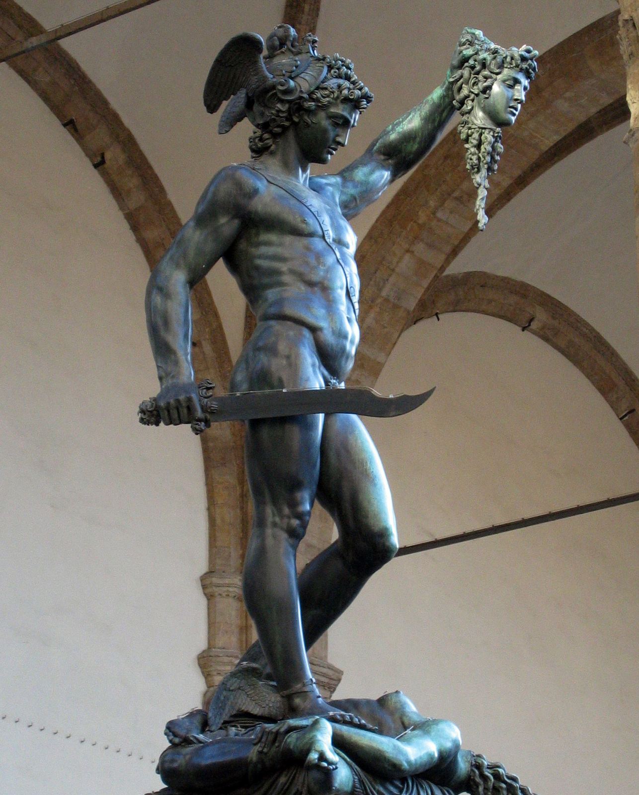 Cellinis Perseus mit dem Haupt der Medusa – Skulptur, Hauptansicht
