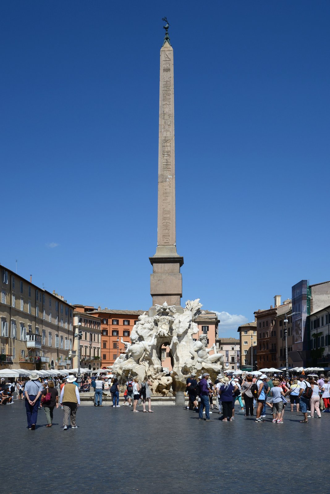 Berninis Vier-Ströme-Brunnen, Piazza Navona