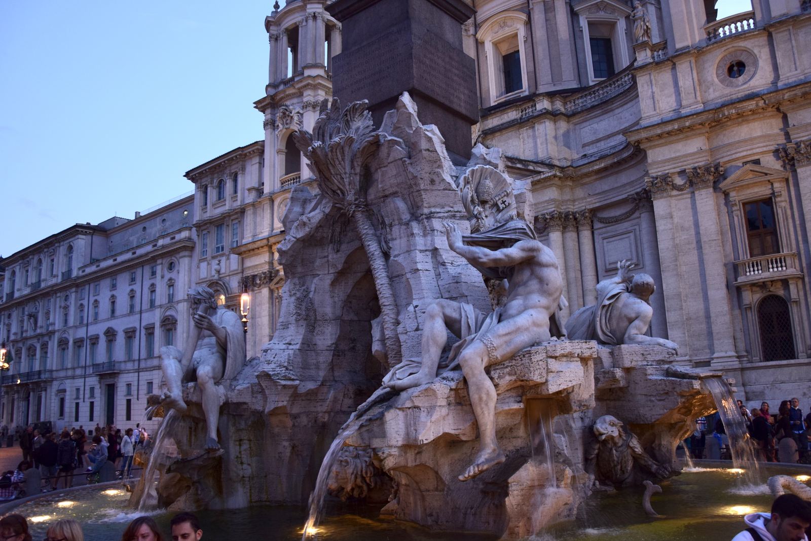 Berninis Vier-Ströme-Brunnen, Piazza Navona
